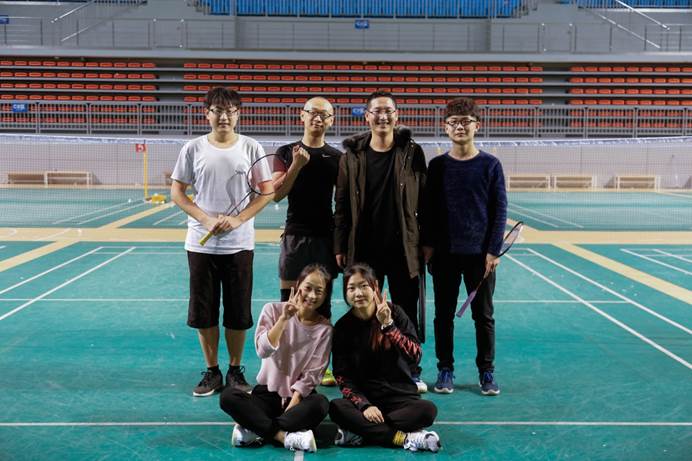 说明: C:\Users\lx\Desktop\研究生网站\华体平台研究生羽毛球比赛\微信图片_20190328141316.jpg